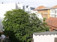 Kleine und gemütliche 2-Zimmer Wohnung in Halle Top-City-Lage, Uni-Nähe, mit Terrassennutzung - Halle (Saale)