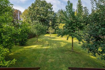 Exklusives Einfamilienhaus mit beeindruckender Aussicht auf weitläufigem Grundstück