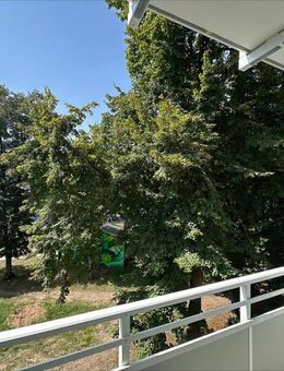 Ansprechende 2,5-Zi.-Wohnung mit Balkon! - Leverkusen