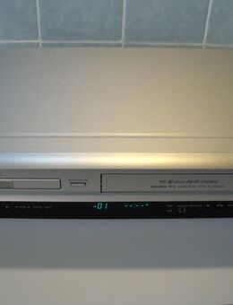 DVD - Player VHS - Rekorder Universum 4330 ohne FB Defekt . - Aachen
