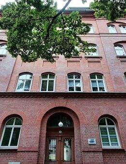 Vermietete 3-Raum-Wohnung mit Balkon in gepflegter Wohnanlage in ruhiger Seitenstraße - Chemnitz