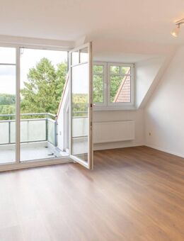 Charmante 2-Zimmer-Wohnung mit Balkon und Blick ins Naturschutzgebiet - Kiel