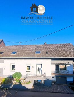 **EINFAMILIENHAUS IN KASTEL-STAADT - WOHNEN MIT WEITBLICK** - Kastel-Staadt