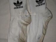 Stinkende Tennissocken adidas - Berlin Charlottenburg-Wilmersdorf