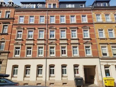 Freundliche 2-Zimmer-Wohnung in kernsaniertem Gründerzeithaus im Lutherviertel