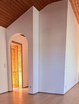 Ohne Makler: Ihr Familienparadies in Beilstein - Großzügige 4,5-Zimmer-DG-Wohnung mit eigenem Garten - Beilstein (Baden-Württemberg)