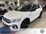 VW T-Roc, R-Line IQ-Light 19ZOLL, Jahr 2023 - Dresden