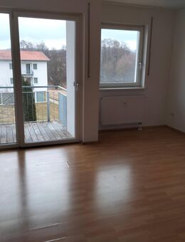 2-Z-Wohnung mit Balkon - Wiesenfelden