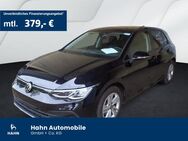 VW Golf, 2.0 TDI VIII Life, Jahr 2023 - Kornwestheim