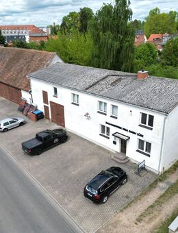 Vielseitiges Gewerbeobjekt mit Entwicklungspotential in Lübz / Wohnhaus / Garagen / Lagerflächen - Lübz