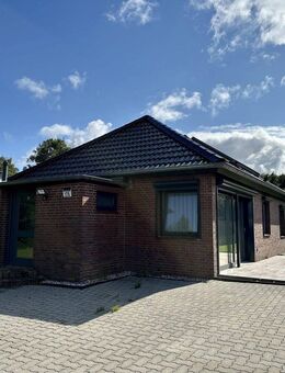 Sanierter Bungalow mit großem Grundstück in Henstedt-Ulzburg - Henstedt-Ulzburg