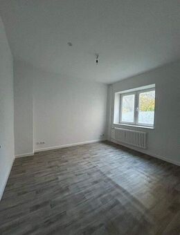 1,5 Zimmer Wohnung in Gaarden in Volksparknähe - Kiel