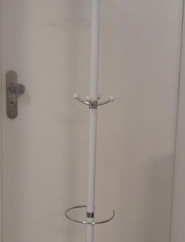 Garderobenständer mit rundem Marmorfuß - Obing