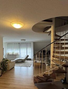 Frei werdende Moderne Maisonette in grüner Südstadtlage - Nürnberg