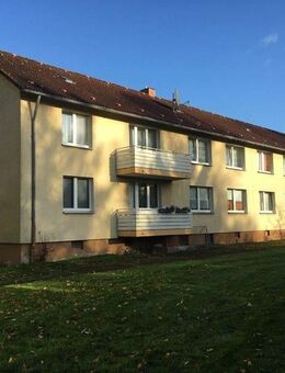 Erstbezug nach Sanierung: ideale 3-Zimmer-Wohnung in ruhiger Umgebung - Bochum