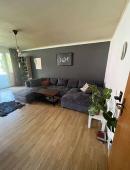 Schöne 2-Zimmer Wohnung mit zwei Balkonen - Stolberg (Rheinland, Kupferstadt)
