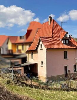 Doppelhaushälfte mit Potenzial und Ausblick - Albstadt
