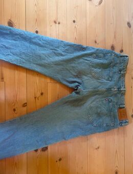 Verkaufe 2 Jeans, 1x Levi’s und 1x Carhart - Berlin