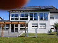 Vermietung - Tolle 3,5 Zimmer Wohnung mit Wintergarten+Gartenanteil in Crailsheim Westgartshausen - Crailsheim