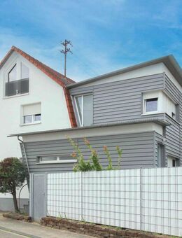 Tradition trifft Moderne: Freistehendes 2-Familienhaus in Graben-Neudorf zur flexiblen Nutzung. - Graben-Neudorf