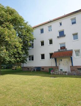 Sanierte 3-Raumwohnung mit Einbauküche in Thräna - Borna
