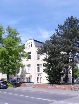 Dachgeschosswohnung im Bahnhofsviertel - Rostock