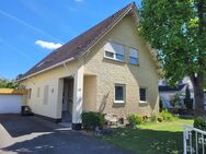 Erdgeschoss in 2 FH mit Einbauküche - Rüsselsheim