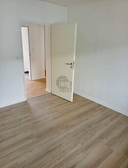 Sofort einziehen - attraktive Wohnung mit Balkon in zentraler Lage - Großalmerode