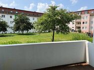 1-Raum-Wohnung mit Balkon im Erdgeschoss - Oschersleben (Bode)