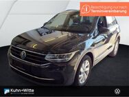 VW Tiguan, 2.0 TDI Life, Jahr 2021 - Jesteburg