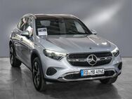 Mercedes GLC 300, e Avantgarde DLight Burm DC, Jahr 2023 - Rendsburg