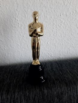 Oscar Statue - Bielefeld