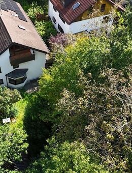 Ruhe und Idylle auf einem besonders großen Grundstück! Doppelhaushälfte in Waldtrudering - München