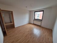 3 Raum Wohnung mit großem Balkon, frisch gestrichen - Burgdorf (Landkreis Region Hannover)