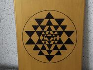 Leinwandbild 2/ Sri Yantra . Acrylbild. - Unna