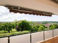 Kleines Grundstück, wenig Gartenarbeit, das Leben genießen! Haus mit schönem Balkon u.toller Aussicht - Arnsberg