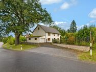 Sanierungsbedürftiges Einfamilienhaus auf großem Grundstück in ruhiger Lage - Bad Honnef