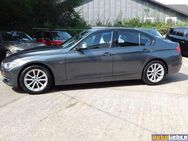 BMW 328 i SPORT LINE KLIMAAUT,NAVI PROF,HUD,XEN,PDC,NR,SH! - Berlin