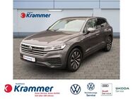 VW Touareg, 3.0 TDI F, Jahr 2022 - Hengersberg