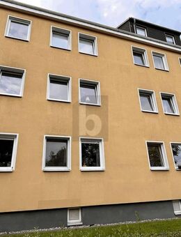 VERMIETETE 3-RAUM-WOHNUNG ALS RENDITEOBJEKT! - Rostock