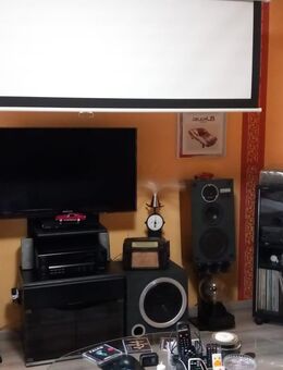 Zusammen Filme anzusehen und gute Musik hören - Orsingen-Nenzingen