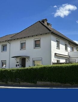 Ihr neues Zuhause in Detmold - großzügiges Zweifamilienhaus mit Doppelgarage - Detmold