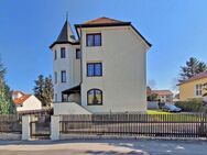 Zweifamilienhaus mit Turmhaus-Architektur am Rennweg! - Landshut