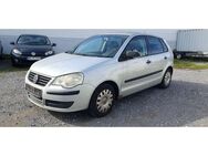 VW Polo 1.4 Tour Edition 80PS 2.HD KLIMA SCHIEBED. Tempoma - Fellbach