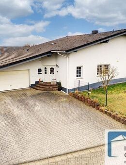 Top gepflegt und geräumig! Wohnhaus mit Einliegerwohnung in ruhiger Wohnlage! - Alpenrod