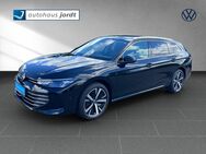 VW Passat Variant, 1.5 eTSI Business, Jahr 2024 - Schleswig