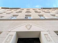 Hochparterre: 3 Zimmer I Balkon I Einbauküche I Tageslichtbad mit Dusche - Leipzig