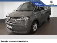 VW Multivan, 2.0 TDI Life, Jahr 2022 - Mannheim