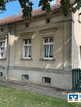 traditionelle Bauernhaushälfte mit Potenzial für Renovierungsbegeisterte - Neuruppin