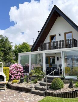 Gepflegtes Einfamilienhaus mit Wintergarten und großem Sonnengarten in Blankenheim-Blankenheimerdorf - Blankenheim (Nordrhein-Westfalen)